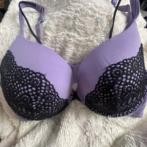 Cacique Plung Lavender and Black Lace Bra